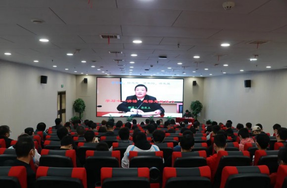 党史学习教育系列一丨我院邀请泾河新城党委组织部党政专员张钦玉为师生作党史专题教育培训